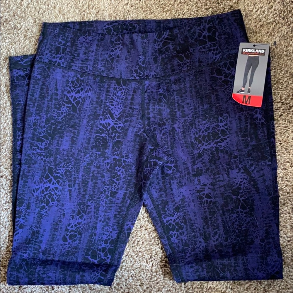 Women’s active leggings